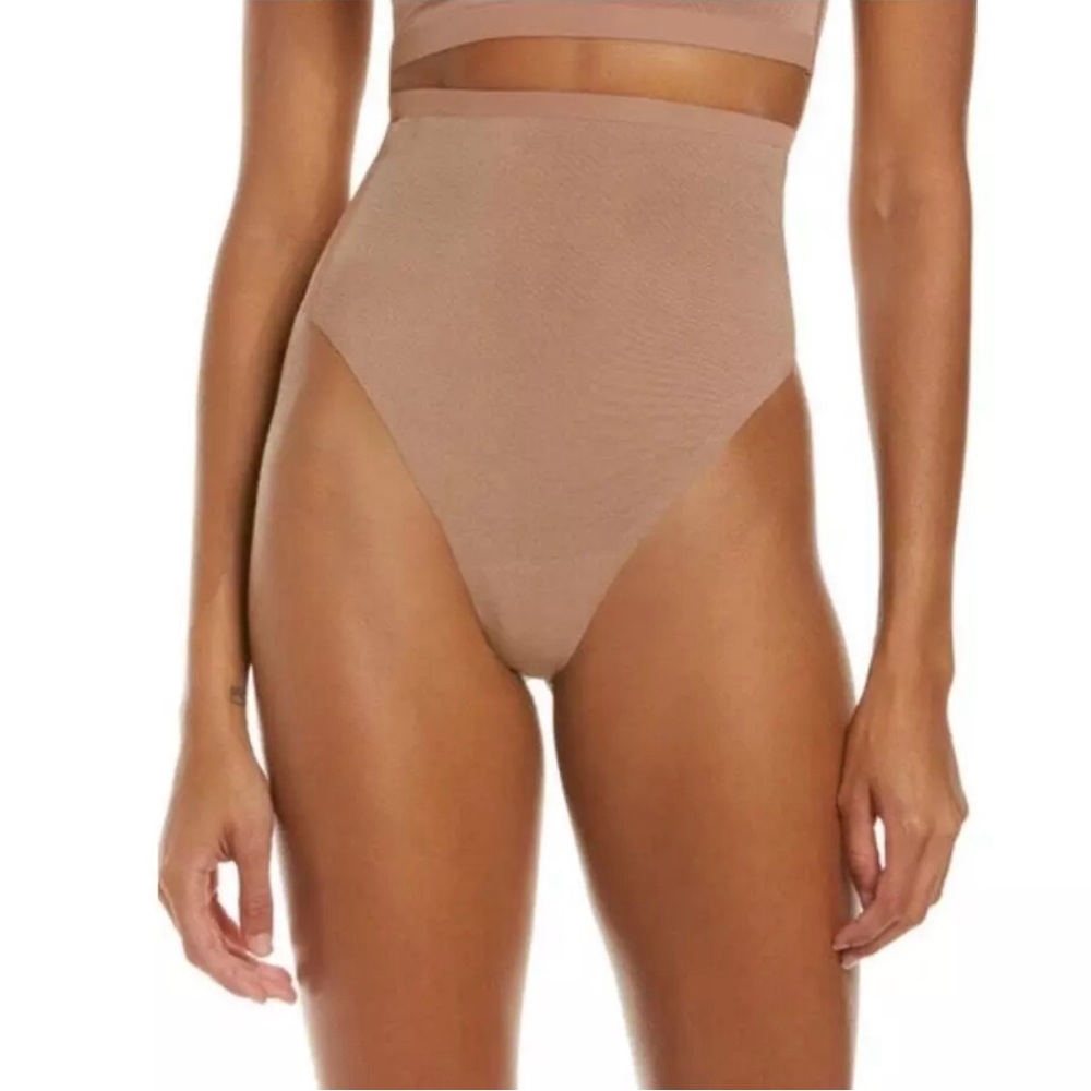 SKIMS Power Mesh High Waisted Thong